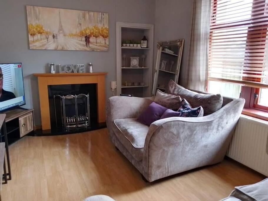 Lovely 2 Bedroom Apartment In Heart Of Dundee Exterior foto